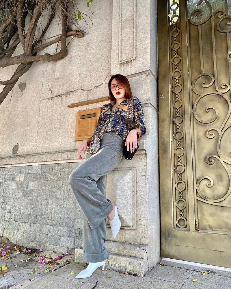 Minh Hằng - Tóc Tiên bắt nhịp xu hướng trang phục tông tím tưởng già mà trẻ trung bất ngờ-5