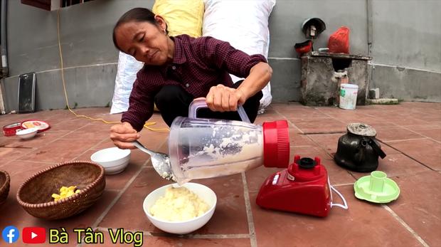 Bà Tân Vlog làm kim chi củ cải siêu ngon nhưng lại mời khách đến nhà ăn theo cách lạ-3