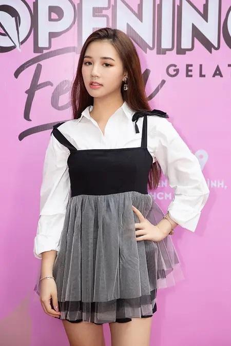 Amee và những lần lọt top sao mặc xấu vì ăn mặc quá sến sẩm, rườm rà-5