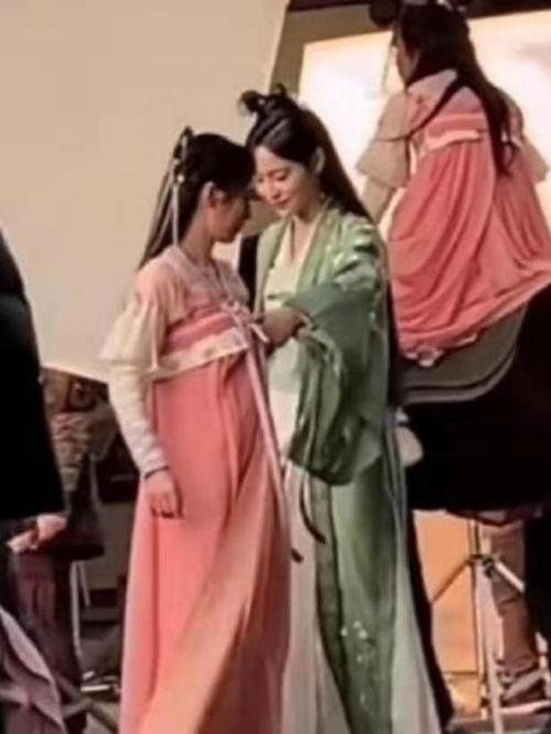 Cúc Tịnh Y bị chê diễn xuất tệ và lạm dụng đóng thế-2