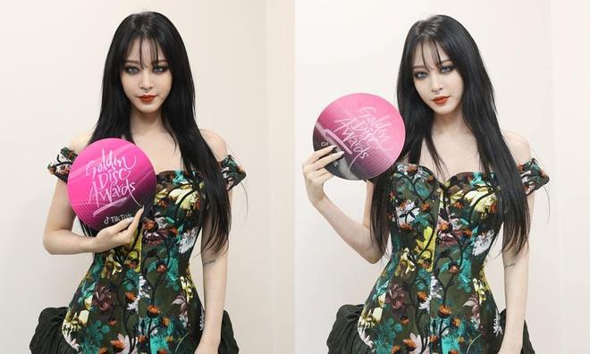 SAO MAKE OVER: Bích Phương dọa người đối diện với đôi mắt trợn trừng - Hải Triều kẻ lông mày như hai con đỉa-4