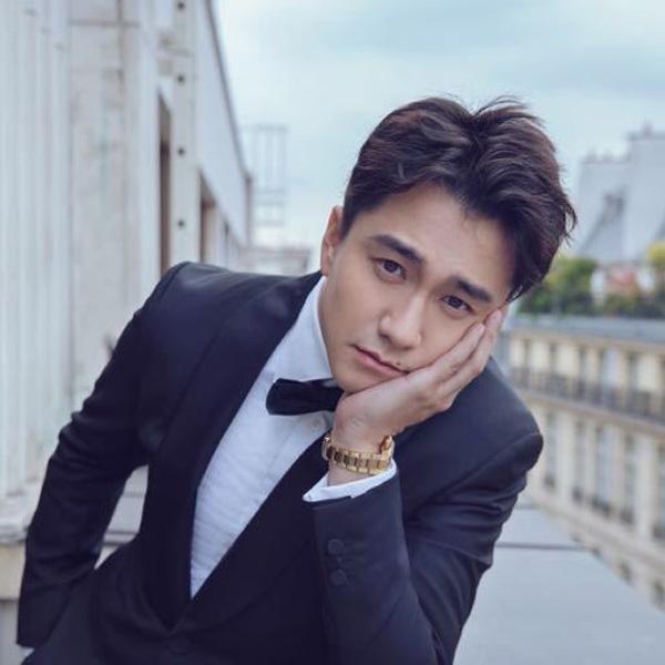 Nam diễn viên Địch Thiên Lâm bị "bóc phốt" sao chép luận văn từ thạc sĩ tới tiến sĩ. Luận văn thạc sĩ của Địch Thiên Lâm có 30.000 từ thì giống bài tốt nghiệp của Trần Khôn tới 10.000 từ. Ngay sau đó, Học viện Điện ảnh Bắc Kinh ra thông báo quyết định tước bằng tiến sĩ của Địch Thiên Lâm. Đây là nghệ sĩ đầu tiên của Trung Quốc bị tước học vị cao. Điều này gây ra làn sóng phẫn nộ và chỉ trích trong cộng đồng mạng.