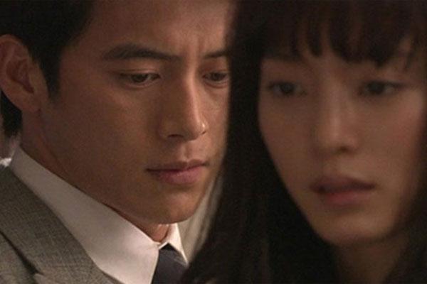 Dân mạng hết hồn với tác phẩm cặp uyên ương trên giường cưới của đôi trẻ-5