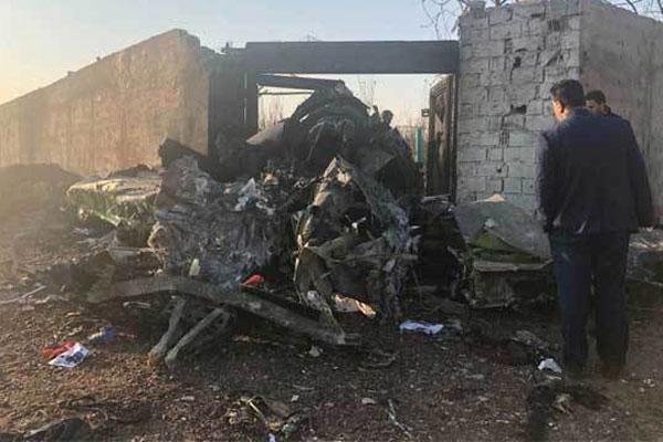 Iran thừa nhận vô tình bắn rơi máy bay Ukraina-1