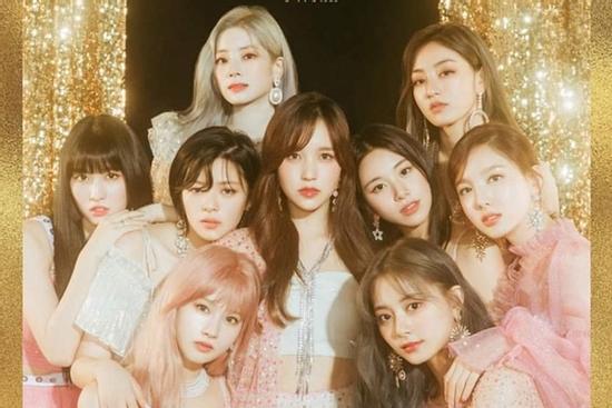 Fan hoang mang khi hình của TWICE bị xoá toàn bộ trên bìa album Feel Special được bán ở IRAN