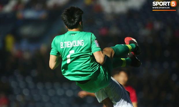 Bùi Tiến Dũng khoe clip thưởng thức món ăn ngập khói, ai ngờ bị cảnh báo hại sức khỏe-2