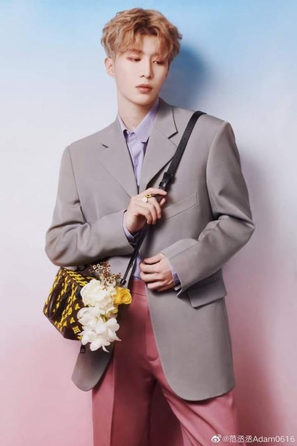 Ngô Diệc Phàm và dàn sao nam Hoa ngữ vẫn đẹp dù ăn mặc loè loẹt-10