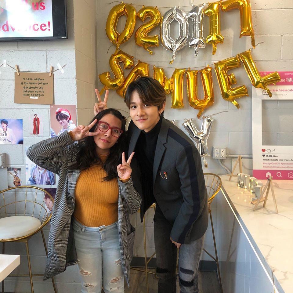 Kim Samuel bất ngờ góp mặt tại một sự kiện sinh nhật do người hâm mộ tổ chức tại California, Mỹ. Nam ca sĩ bày tỏ sẽ sớm trở lại với âm nhạc để được gặp gỡ fans.