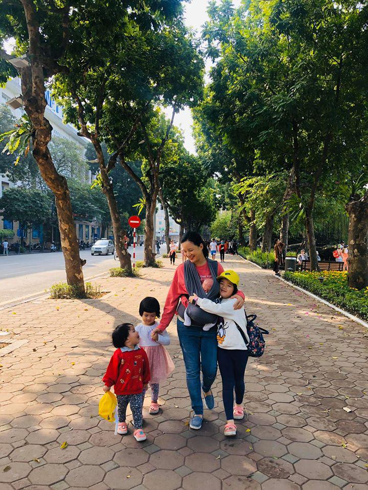 Không chỉ xinh đẹp kiếm tiền giỏi, 2 hotmom này còn dành cả thanh xuân để sinh con cho chồng gia thế-5