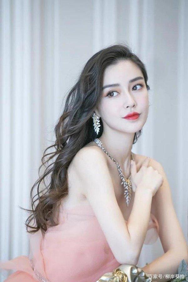 Không còn được Huỳnh Hiểu Minh chống lưng, sự nghiệp Angelababy ngày càng thảm hại-4