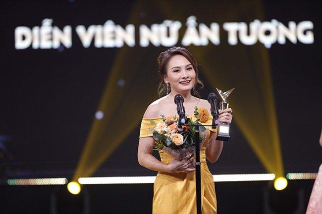 Phim Việt khiến khán giả phát cuồng nhất thập kỷ: Thánh ngôn tình Hồng Đăng có tới 4 bộ-16