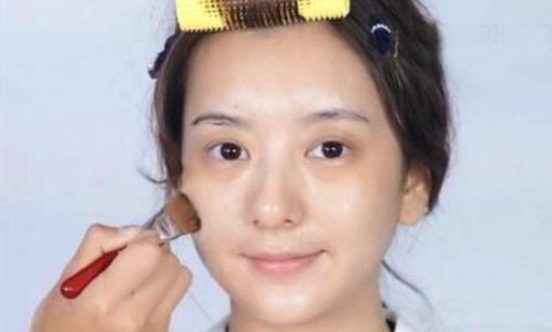 Bà xã Quách Phú Thành khoe mặt mộc, được khen đẹp không kém mỹ nhân showbiz-1