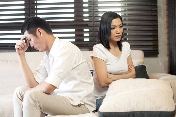 Thanh niên cắm xe máy của bố lấy tiền cho bạn gái sắm Tết, vừa chuyển khoản thì điện thoại thuê bao?-3