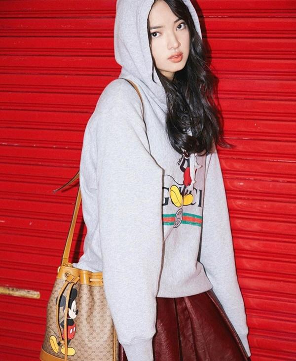 Tết Canh Tý đến nơi rồi: Sắm ngay trang phục hình chuột Mickey, Jerry như Quỳnh Anh Shyn, Châu Bùi đi thôi!-3