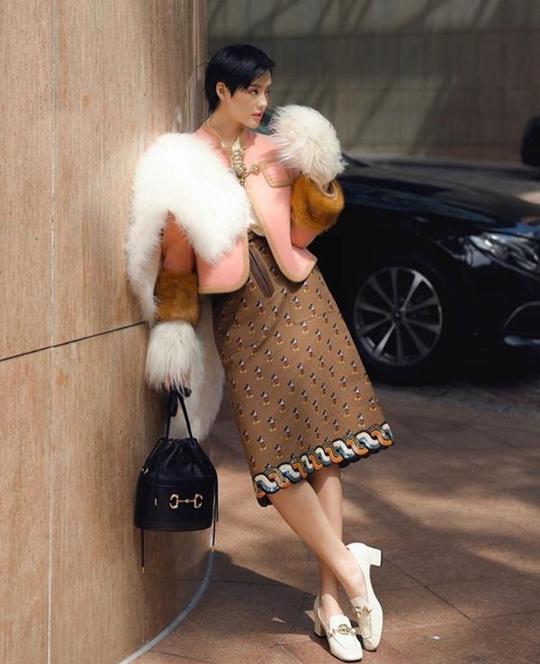 Tết Canh Tý đến nơi rồi: Sắm ngay trang phục hình chuột Mickey, Jerry như Quỳnh Anh Shyn, Châu Bùi đi thôi!-10