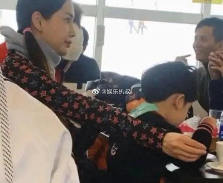 Huỳnh Hiểu Minh úp mở về hôn nhân với Angela Baby: Tình cảm nào rồi cũng thay đổi-3