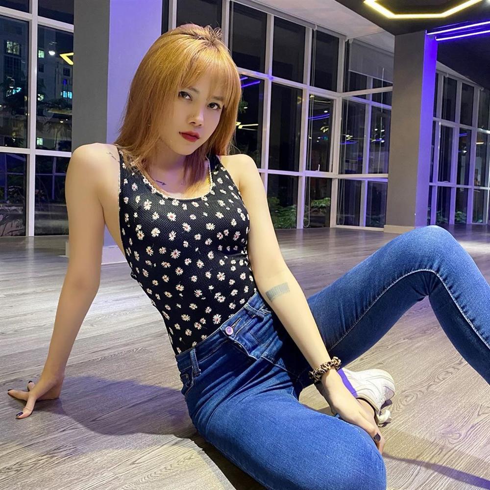 Chứng minh là fan cứng BlackPink, Thiều Bảo Trâm sexy hết nấc khi cover điệu nhảy Awesome-2