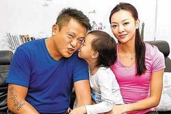 Tài tử TVB ly hôn sau khi phát hiện vợ nhiều năm ngoại tình