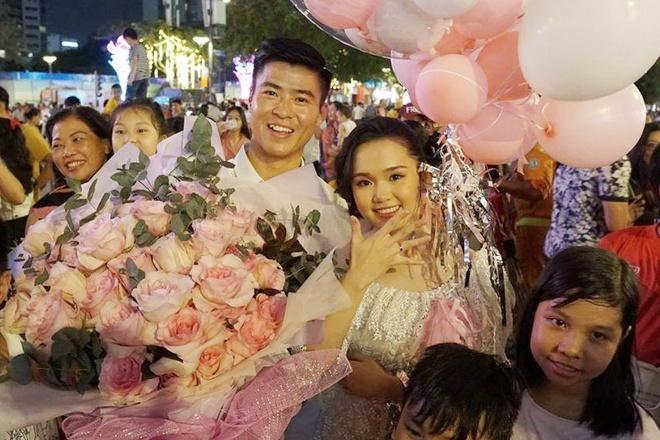 Ngày ăn hỏi cận kề, bạn gái Duy Mạnh lần đầu khoe ở trong biệt phủ siêu đẹp-1
