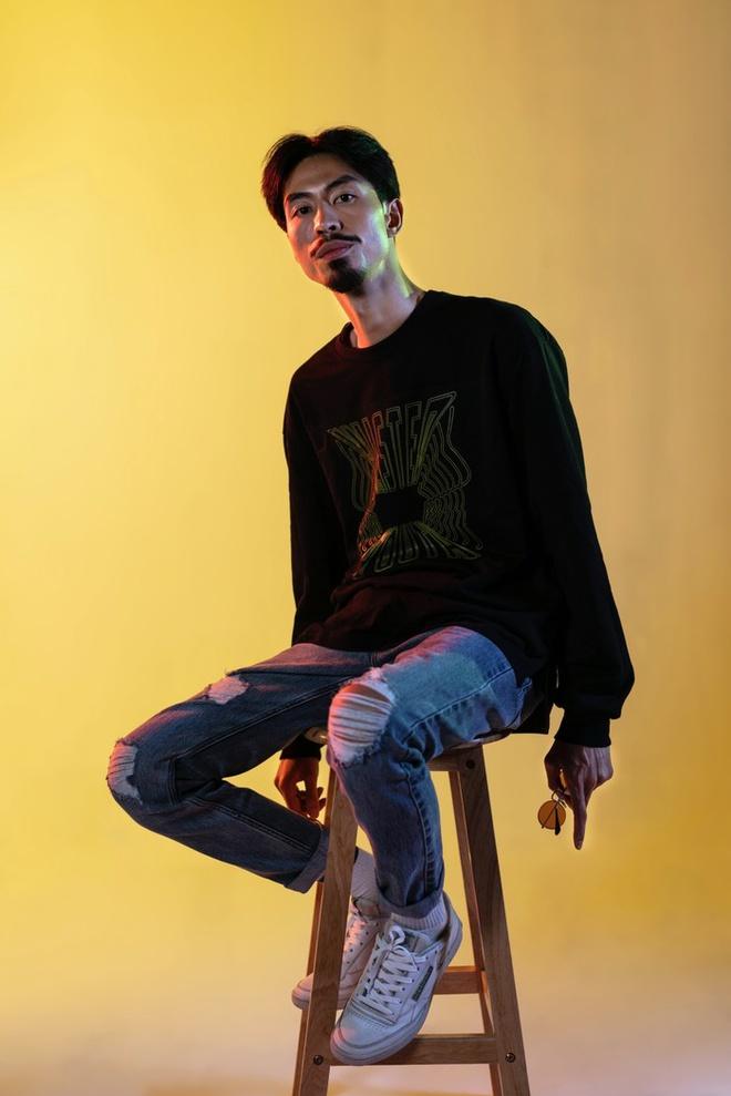 Ảnh ngố của Đen Vâu khi làm công nhân ở Vịnh Hạ Long-2