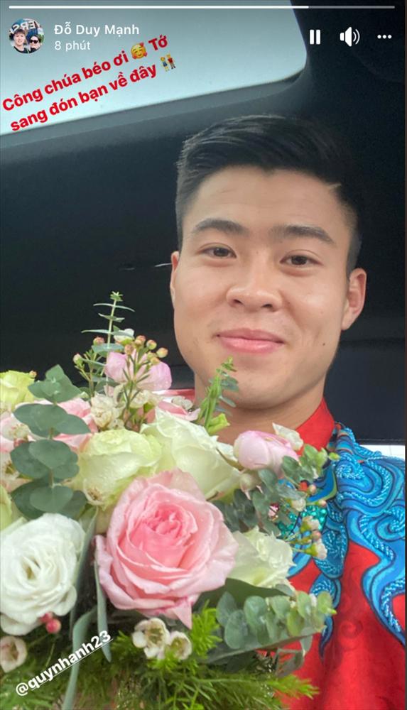 Chú rể Đỗ Duy Mạnh trang điểm sương sương, cô dâu Quỳnh Anh vấn đầu tổ chim trong lễ ăn hỏi-6