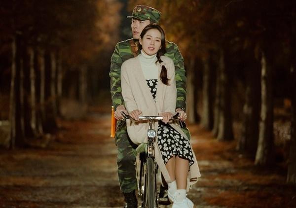 Hình ảnh ngọt ngào của Hyun Bin và Son Ye Jin trong ‘Hạ cánh nơi anh-5