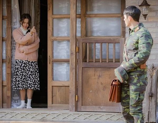 Hình ảnh ngọt ngào của Hyun Bin và Son Ye Jin trong ‘Hạ cánh nơi anh-6