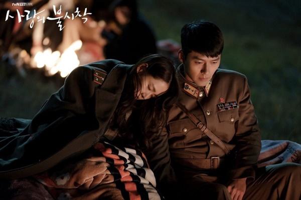 Hình ảnh ngọt ngào của Hyun Bin và Son Ye Jin trong ‘Hạ cánh nơi anh-7
