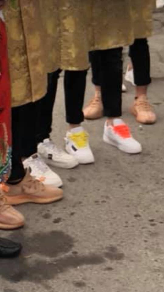 Dàn bê tráp đám hỏi Đỗ Duy Mạnh và ái nữ đại gia bị soi trang phục lôm côm-6