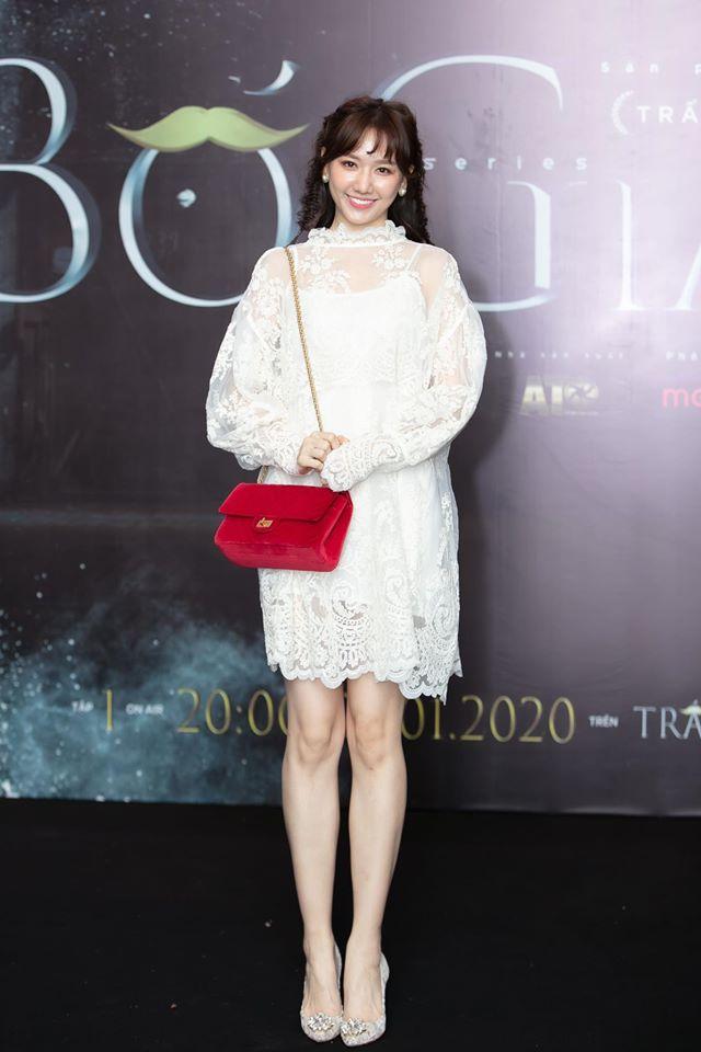 Hari Won mất điểm vì vài lần mặc lót đệm ngực dày cộm, gồ ghề-4