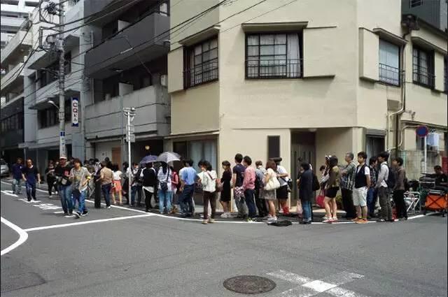 Tiệm ramen nhỏ đạt cả sao Michelin, chỉ có 9 chỗ ngồi và bán đúng 150 bát mỗi ngày-2