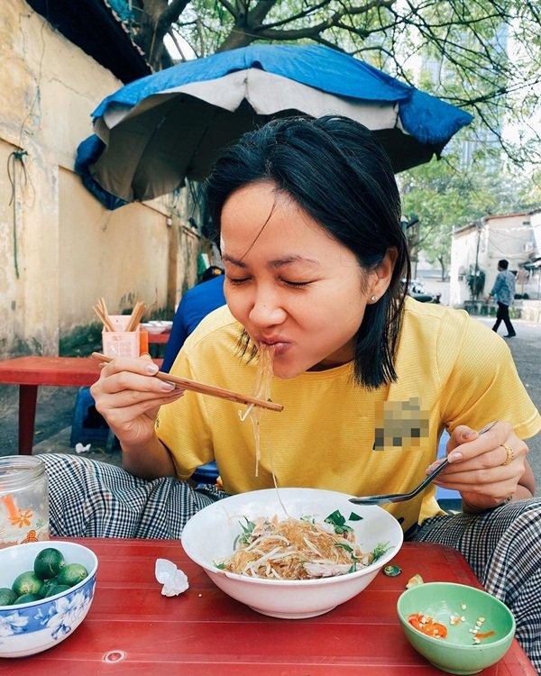 Thắng giải Mỹ nhân của năm, HHen Niê tự nhủ soi gương 9 lần, không còn dám xuề xòa khi ra đường-10