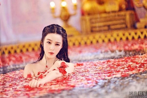 Top 10 cảnh nóng xứ Trung gây tranh cãi: Phạm Băng Băng bị chê phản cảm-10