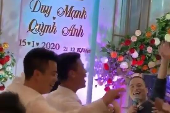 Lấy vợ 'sướng hơn vớ được vàng': Lan truyền chóng mặt clip Duy Mạnh 'quẩy' như dân chơi sau đám hỏi