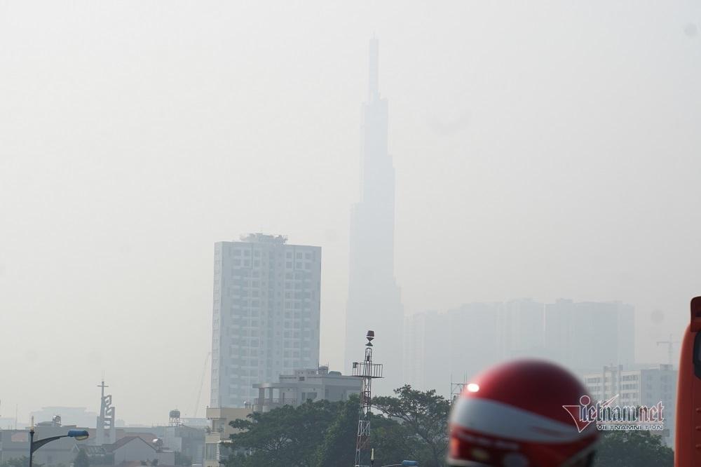 Sương mù ô nhiễm bao trùm Sài Gòn ngày cận Tết-4