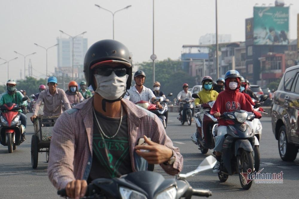 Sương mù ô nhiễm bao trùm Sài Gòn ngày cận Tết-9