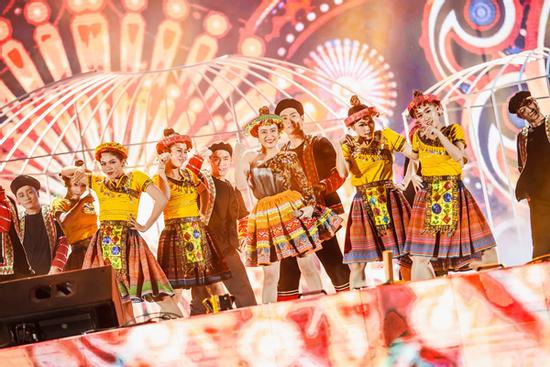 Matxi Corp làm đêm nhạc tri ân hoành tráng với dàn sao hạng A từ Vbiz