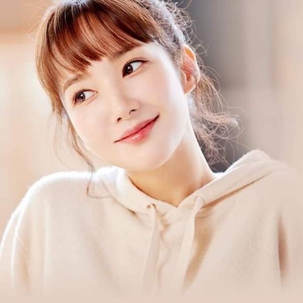 Hack tuổi đẳng cấp như Park Min Young, U30 mà như gái 18 chỉ bằng một chi tiết nhỏ-5