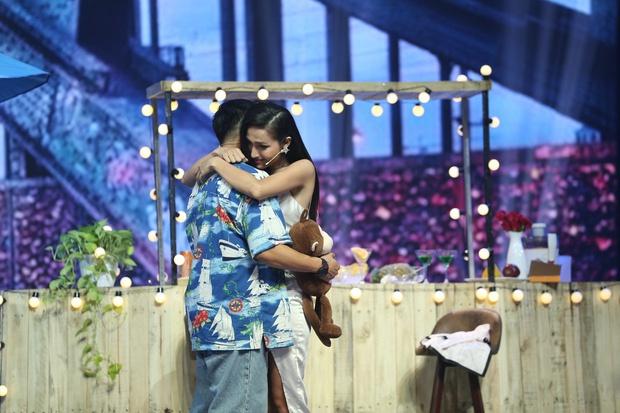 Trọng Hiếu đưa người đẹp chuyển giới đi ăn sau khi thừa nhận rung động-2