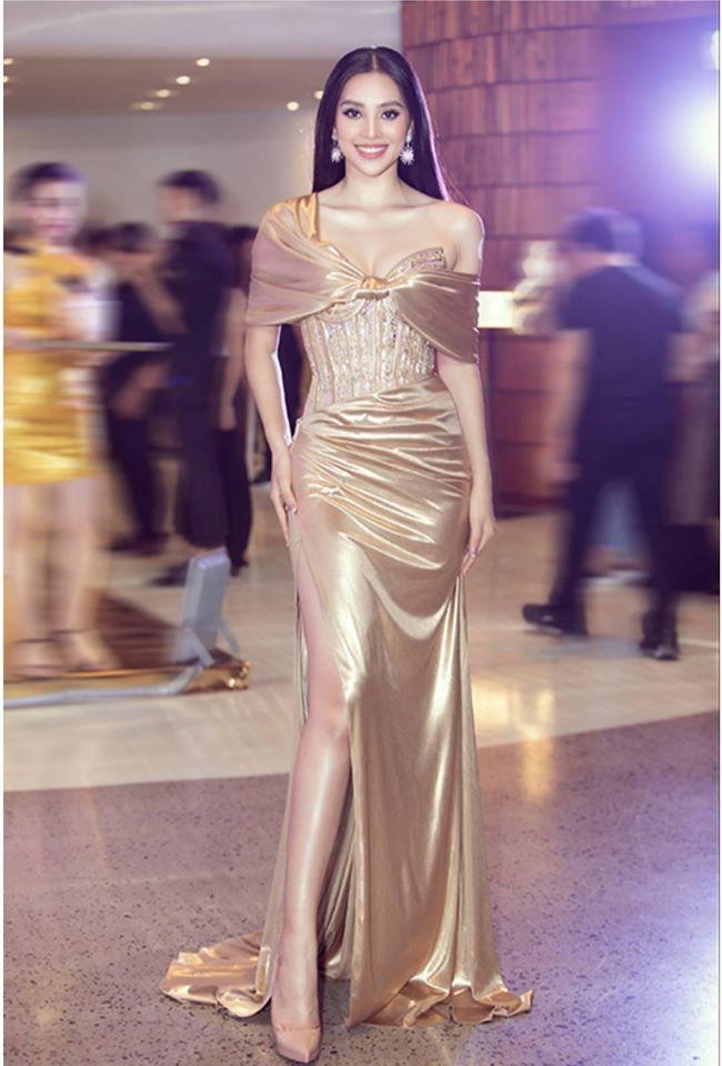 SAO MẶC ĐẸP: Chi Pu 2 lần chiếm spotlight thảm đỏ - Hương Giang chặt chém với đầm đuôi cá-11