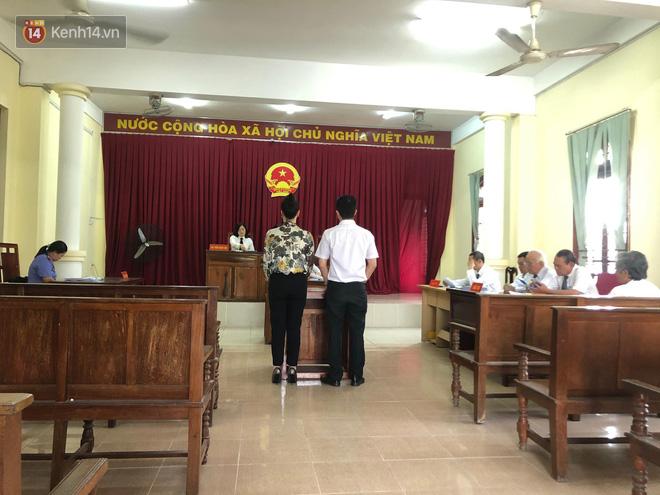 Chồng cũ của diễn viên Nhật Kim Anh lại xin thay đổi thẩm phán, phiên tòa giành quyền nuôi con trai tiếp tục bị hoãn-2