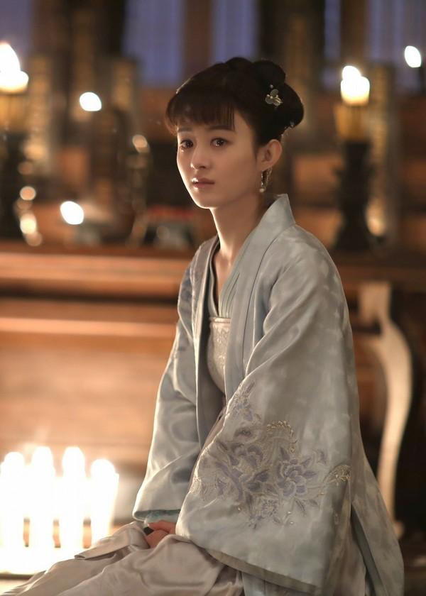 Triệu Lệ Dĩnh, Trần Kiều Ân và những diễn viên chết vai trên màn ảnh Hoa ngữ-4