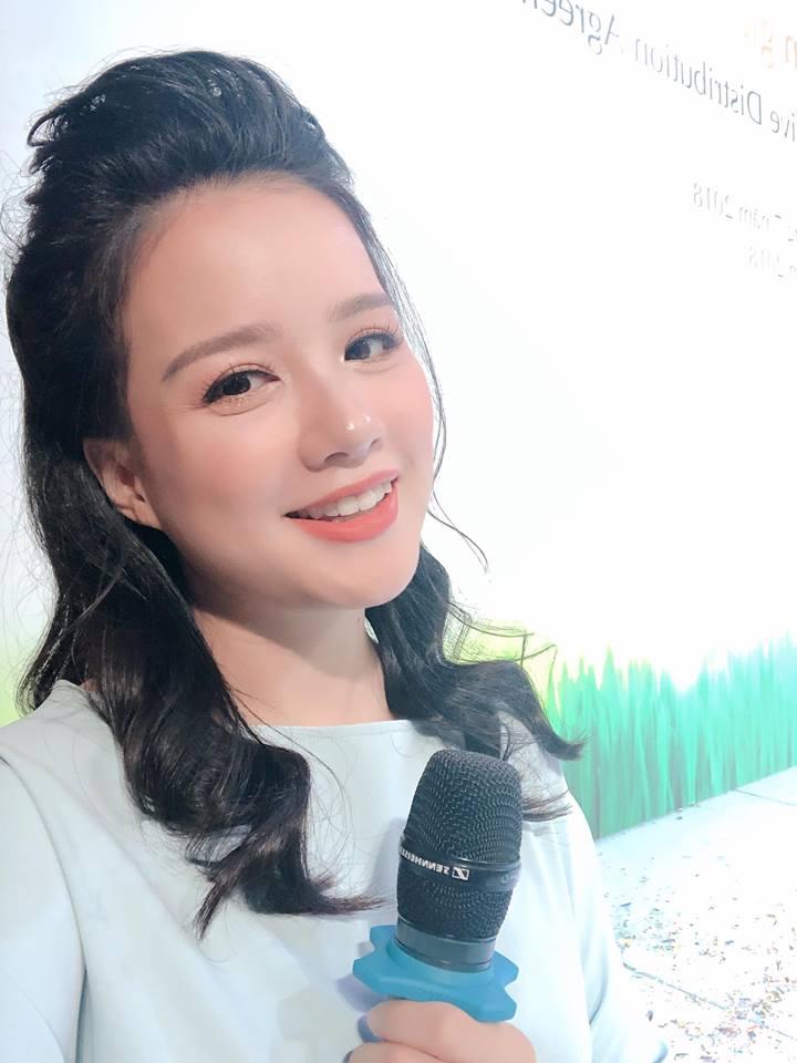 Bị xéo xắt chuyện chỉ ăn với đẻ, MC đông con nhất VTV đáp trả ngỡ bình thường mà thâm không tưởng-1