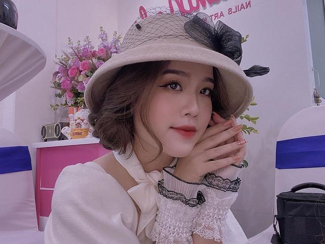 Bạn gái gọi Đức Chinh là người hùng của em-8