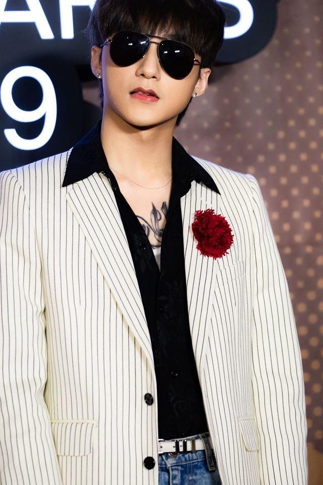 Món phụ kiện nhỏ nhưng có võ được Sơn Tùng M-TP xài từ năm này sang năm khác-3