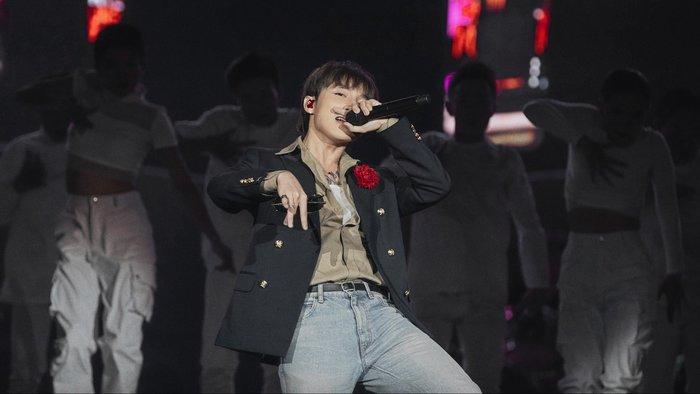 Món phụ kiện nhỏ nhưng có võ được Sơn Tùng M-TP xài từ năm này sang năm khác-4