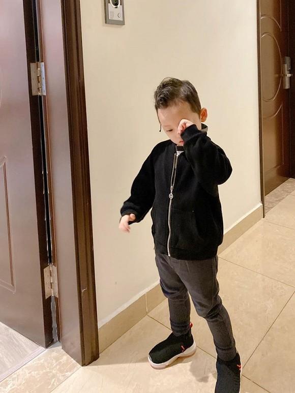 Khoe ảnh con trai, hotmom Ly Kute làm ai cũng ngạc nhiên với ngoại hình ngày một đổi khác của Khoai Tây-1