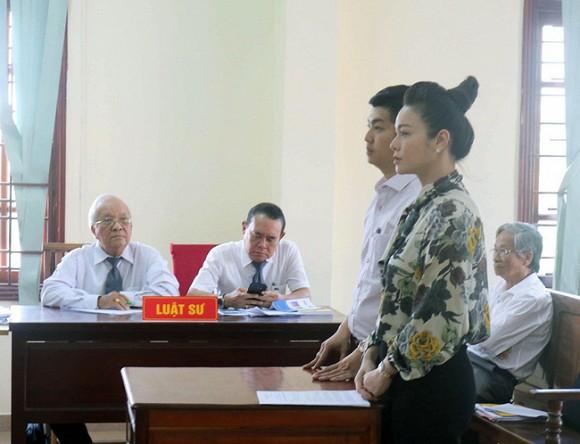 Sóng gió ái tình phủ sóng showbiz Việt đầu năm 2020: Bất ngờ nhất là cuộc ly hôn của nghệ sĩ Chí Trung-4