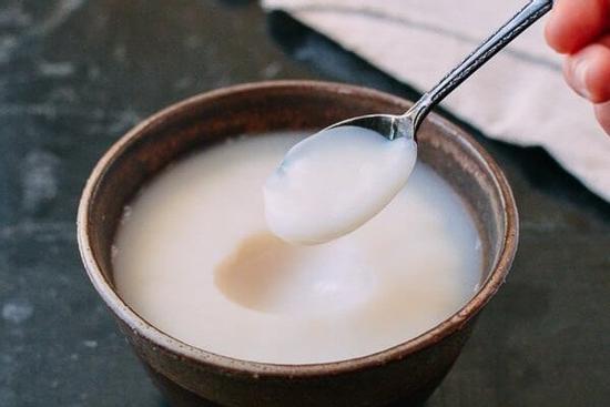 Thêm thứ này khi chiên, mỡ heo vừa trắng vừa mềm mịn, dẻo quánh