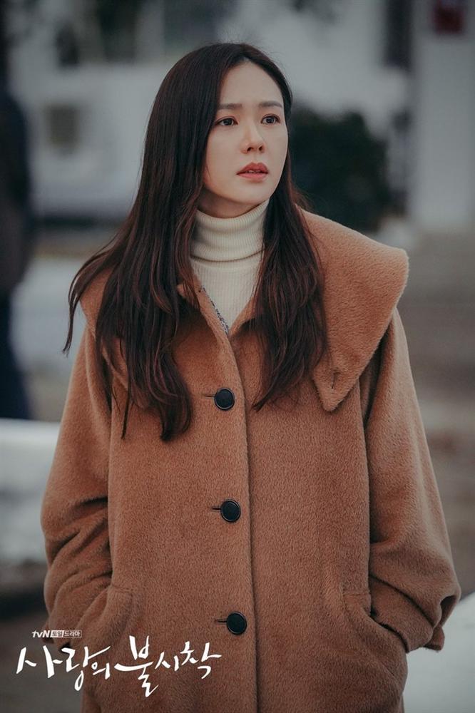 Đang mang thai, Choi Ji Woo vẫn tham gia phim Hạ cánh nơi anh của Son Ye Jin - Hyun Bin-2